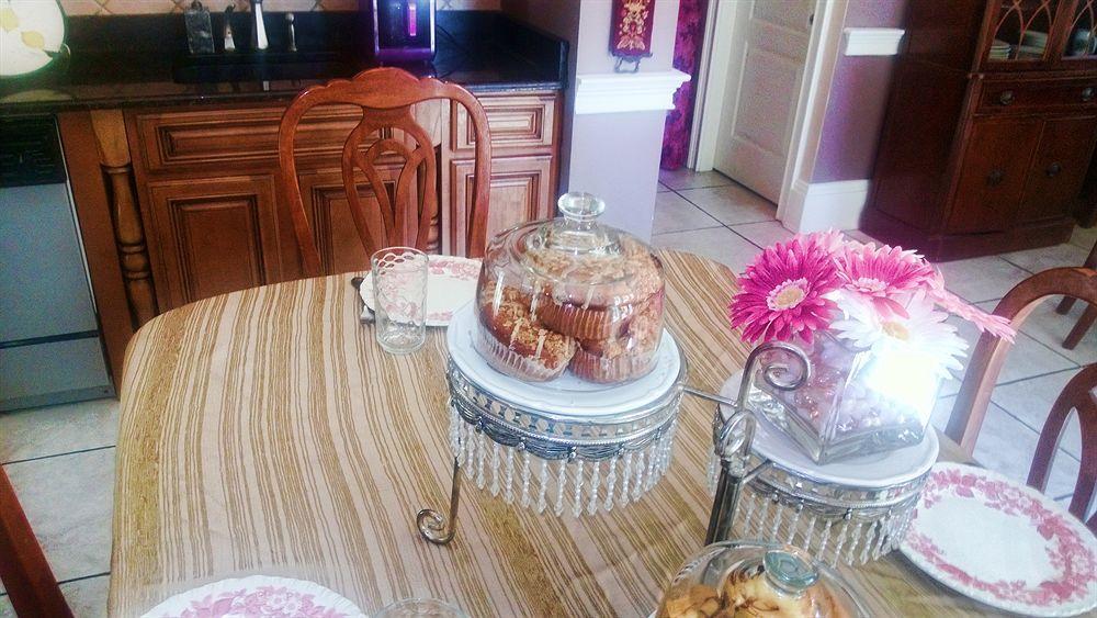 Naomi'S Inn Bed & Breakfast Springfield Zewnętrze zdjęcie